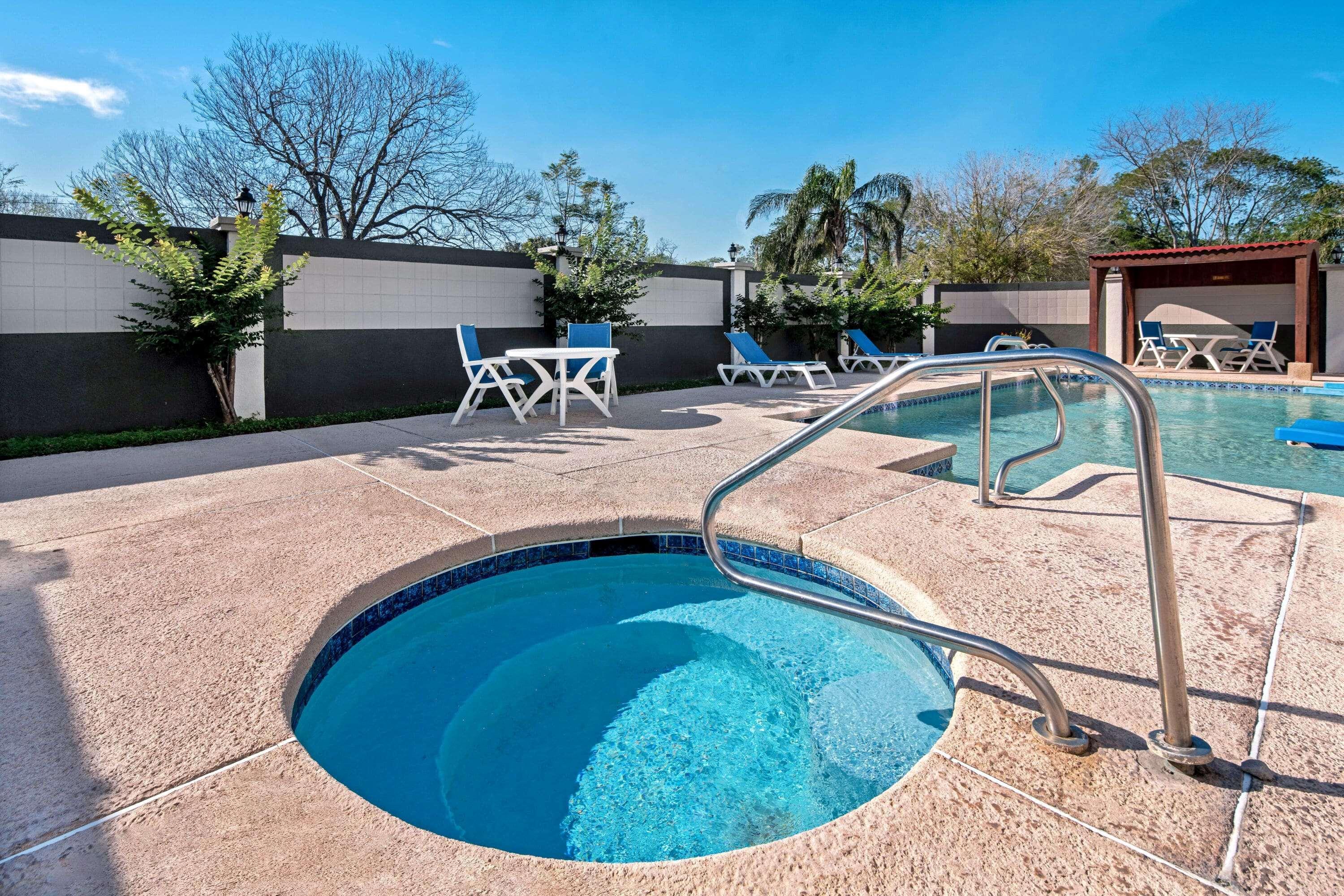 La Quinta By Wyndham Brownsville North Экстерьер фото