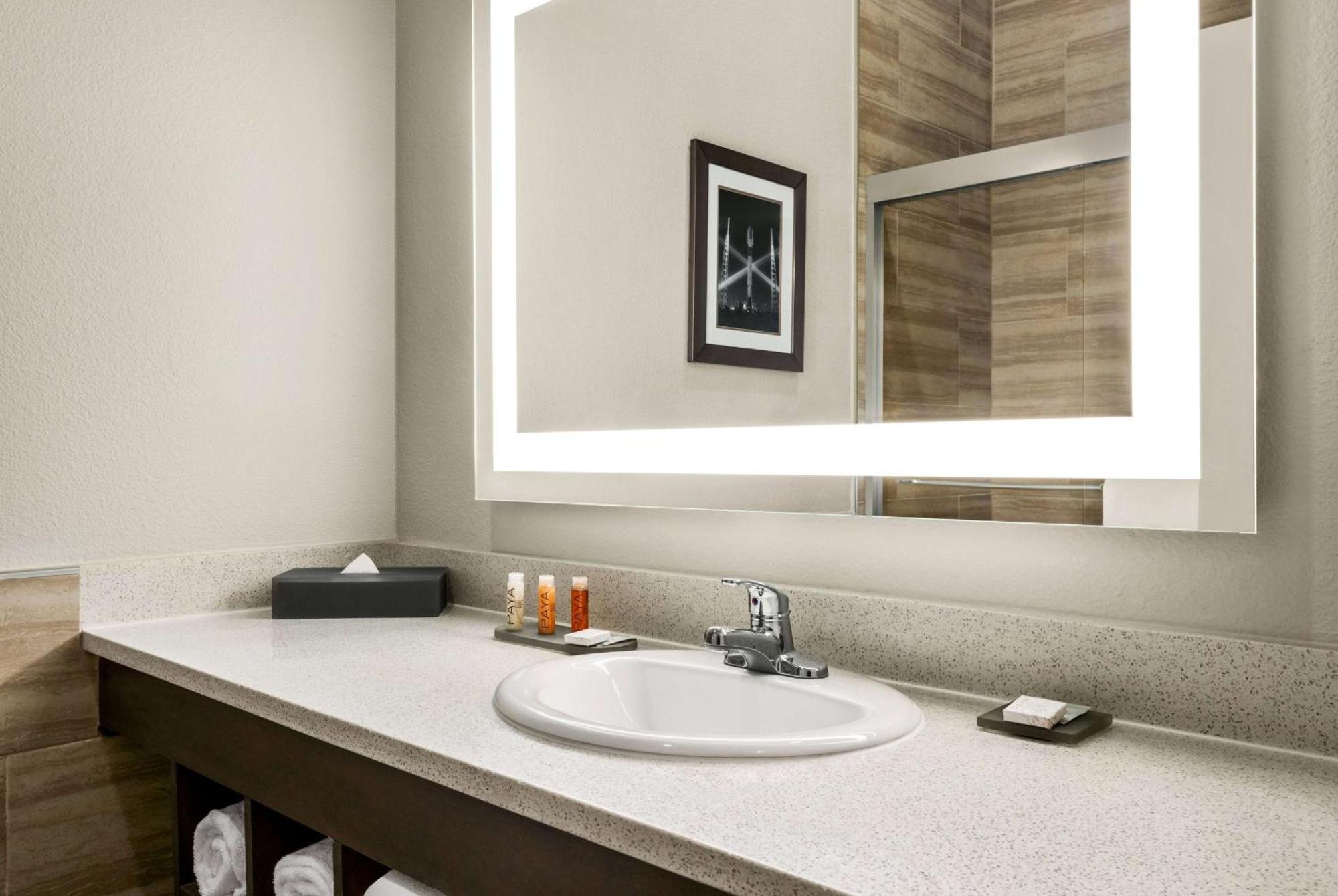 La Quinta By Wyndham Brownsville North Экстерьер фото